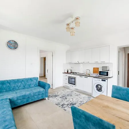 Long Royal Life Poseidon Iskele Apartamento